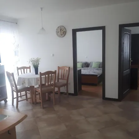 公寓 Gemuetliche Mit Toller Aussicht By Interhome